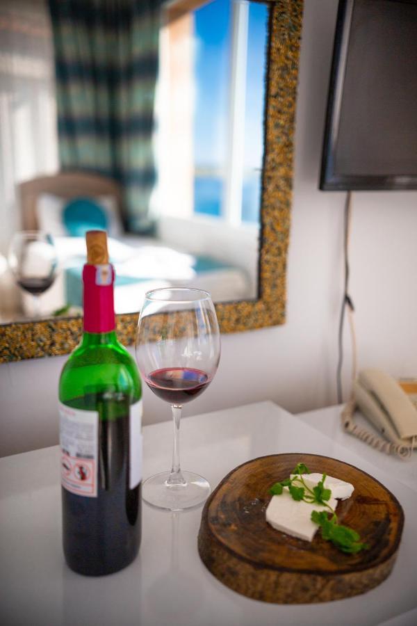 Foca Kumsal Hotel エクステリア 写真