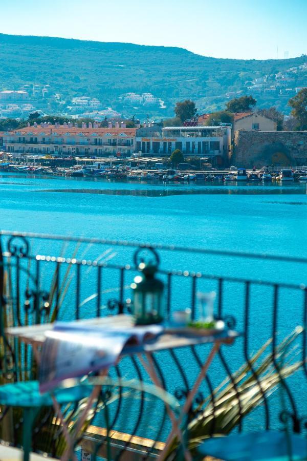 Foca Kumsal Hotel エクステリア 写真