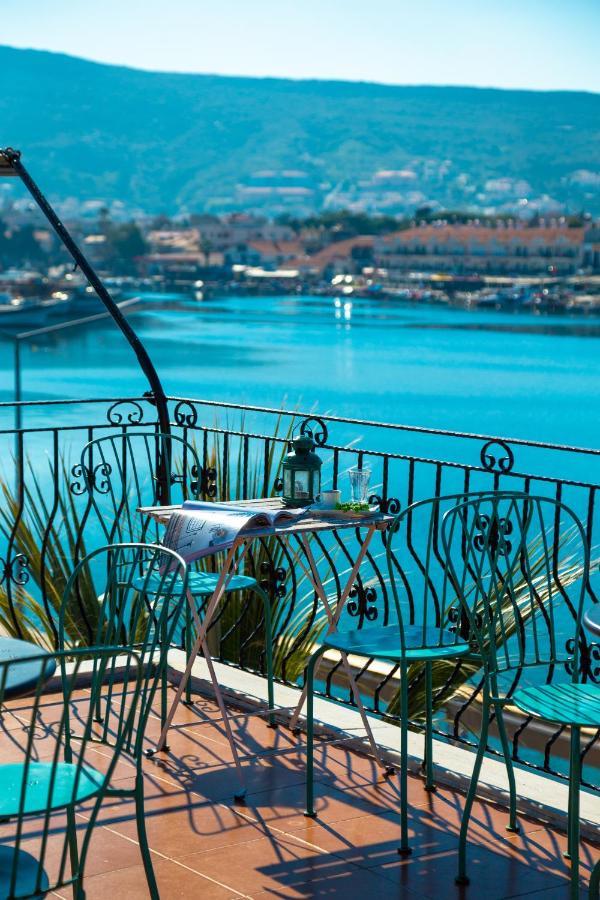Foca Kumsal Hotel エクステリア 写真